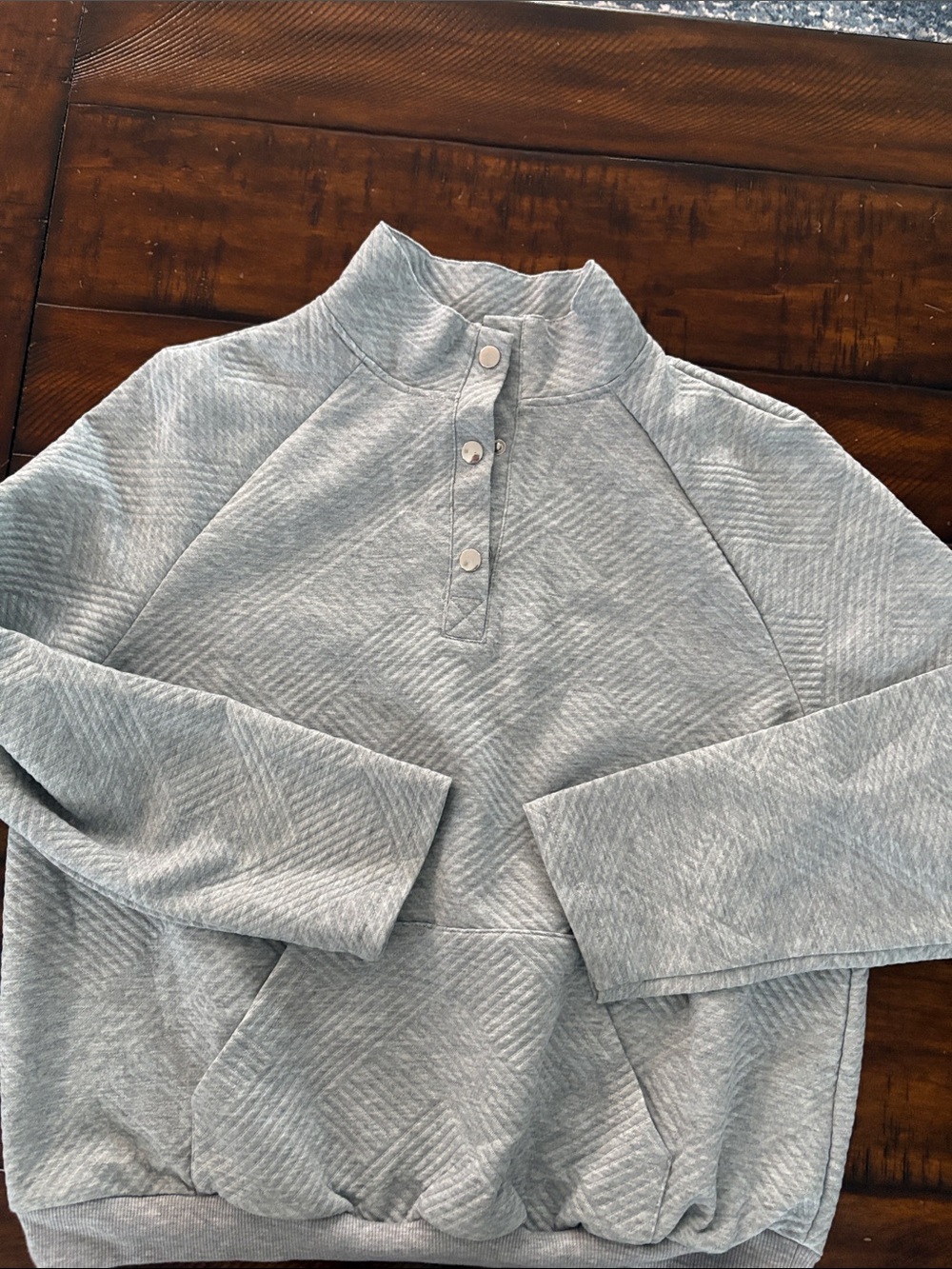 SHEIN Light Gray Quilted Button-Neck Pullover